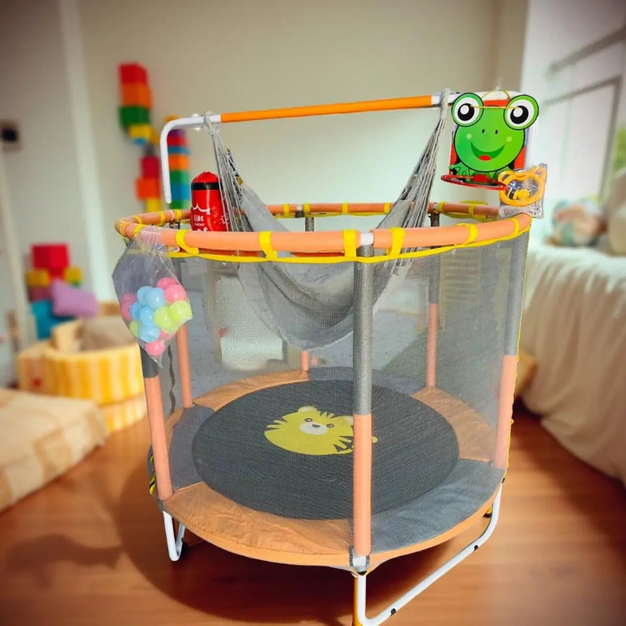 1047.Jpg The Ultimate Trampoline - Image 1