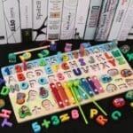 ALPHANUMERIC PLAY THE PIANO